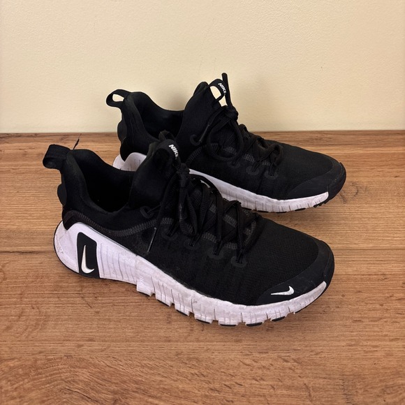 Nike Shoes - NIKE Free Metcon 6 Shoes Black/White Women Size 8 Running Athletic Gym Comfort